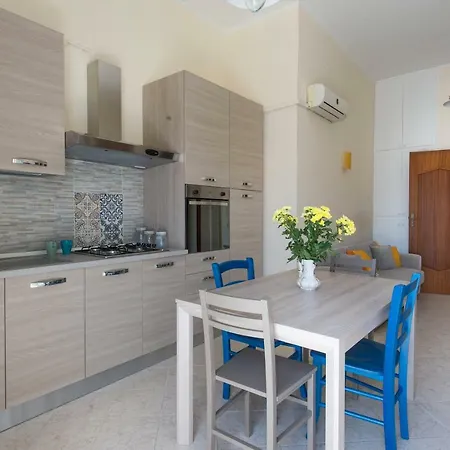 Casetta Vista Mare In Piazza A Mondello باليرمو